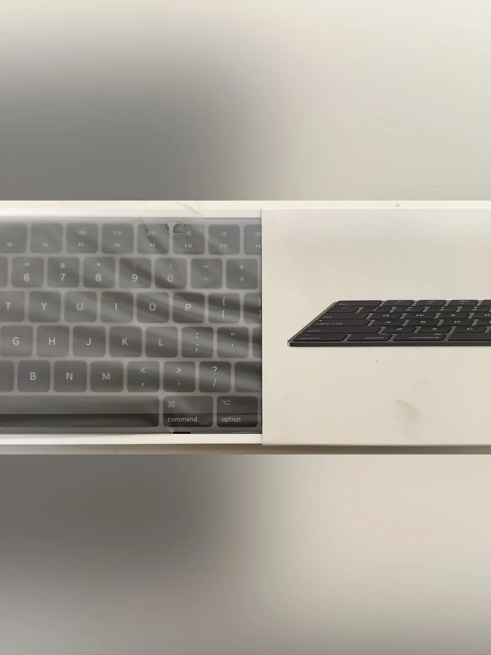 Apple A1843 Wireless Rechargeable Bluetooth Magic Keyboard Numeric Keypad- New